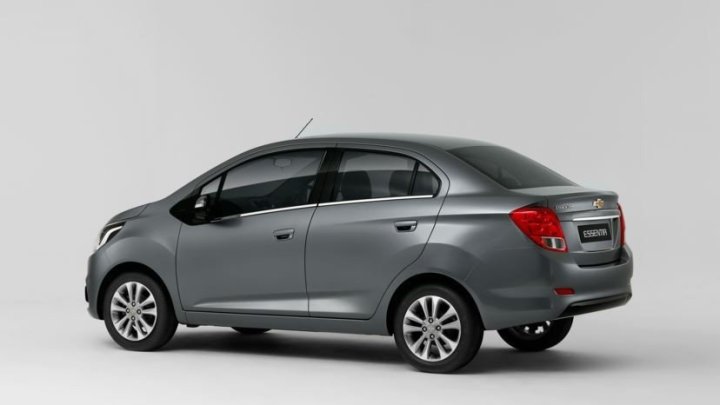 Chevrolet Essentia ukazuje, jak bude vypadat budoucí Beat ve verzi sedan.