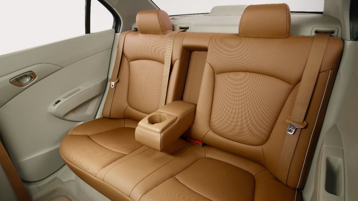 Chevrolet Essentia ukazuje, jak bude vypadat budoucí Beat ve verzi sedan.