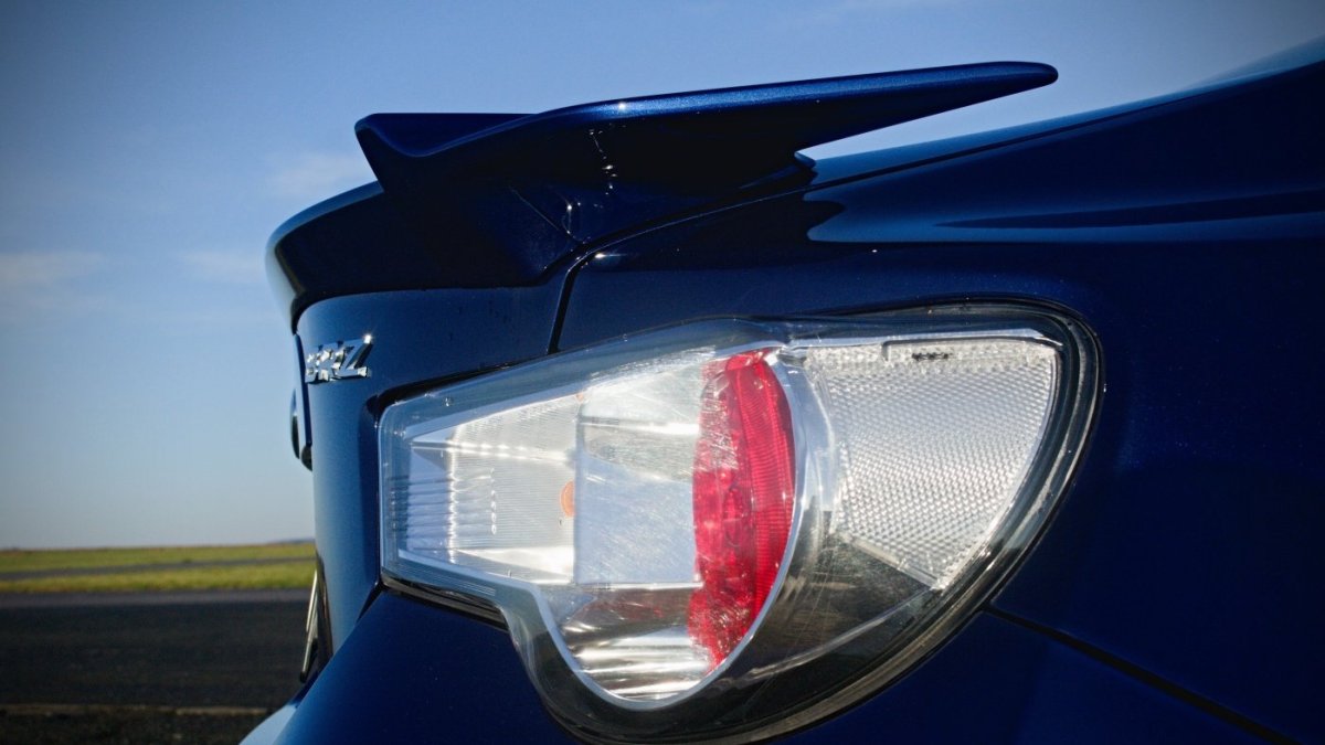 subaru brz