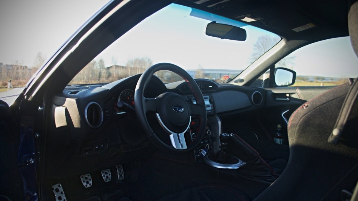 subaru brz