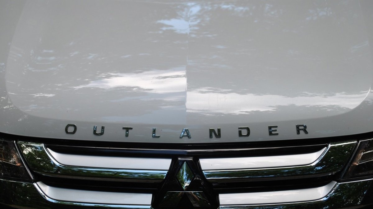Mitsubishi Outlander 2.0i LPG (2015)