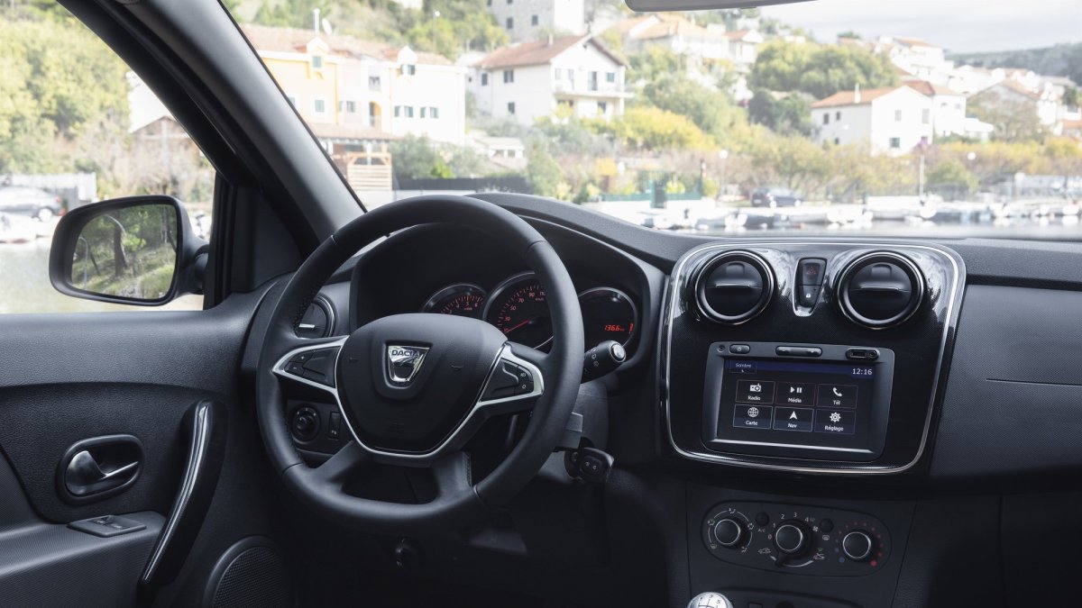 Dacia Logan &amp; Logan MCV přicházejí po faceliftu na český trh.