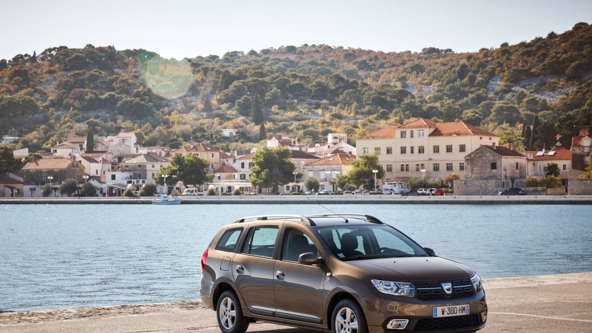 Dacia Logan &amp; Logan MCV přicházejí po faceliftu na český trh.