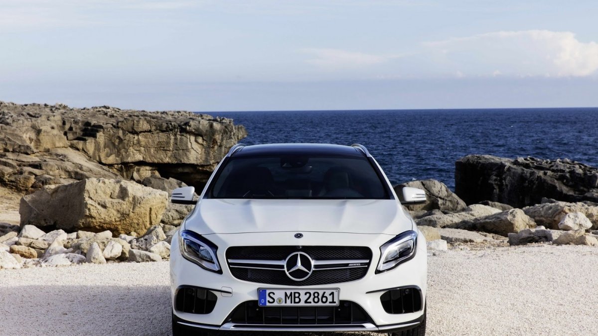 Mercedes-AMG GLA 45