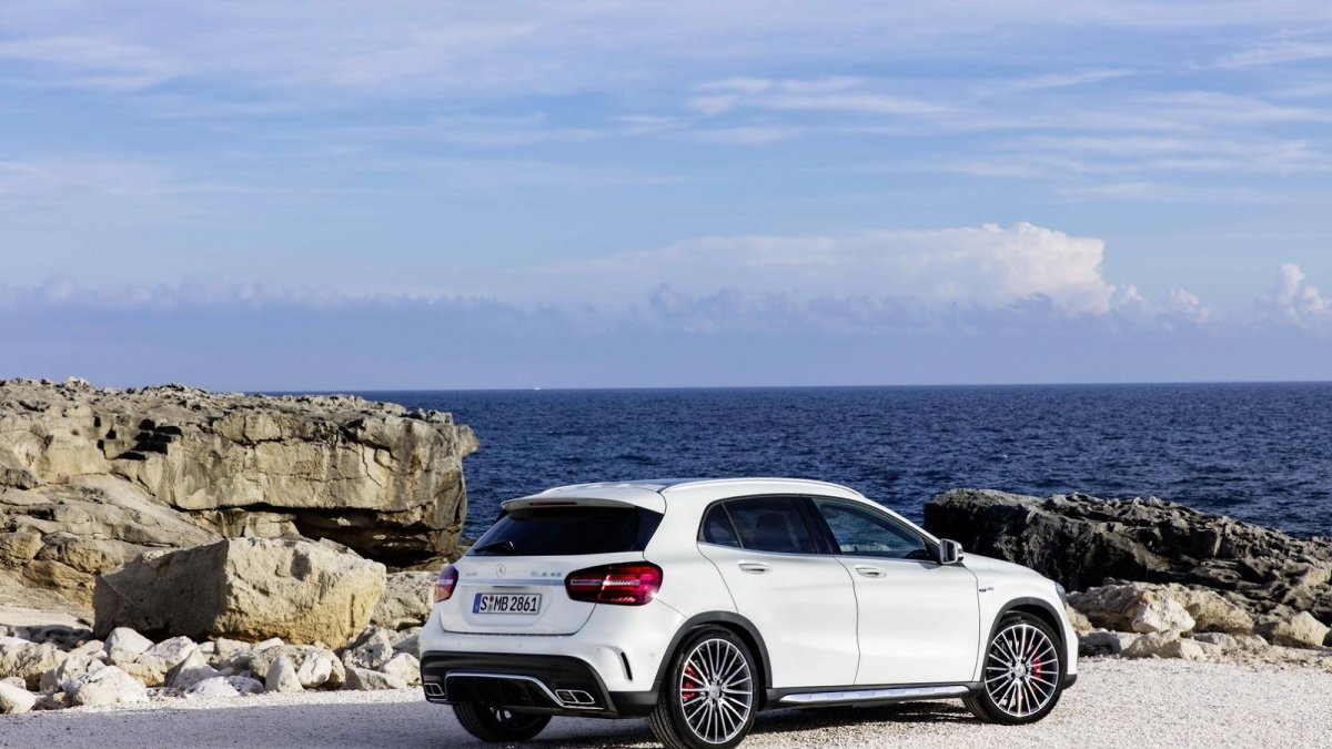 Mercedes-AMG GLA 45