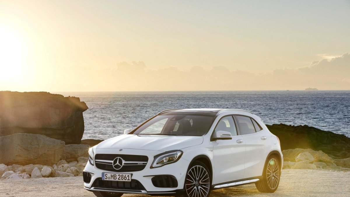 Mercedes-AMG GLA 45