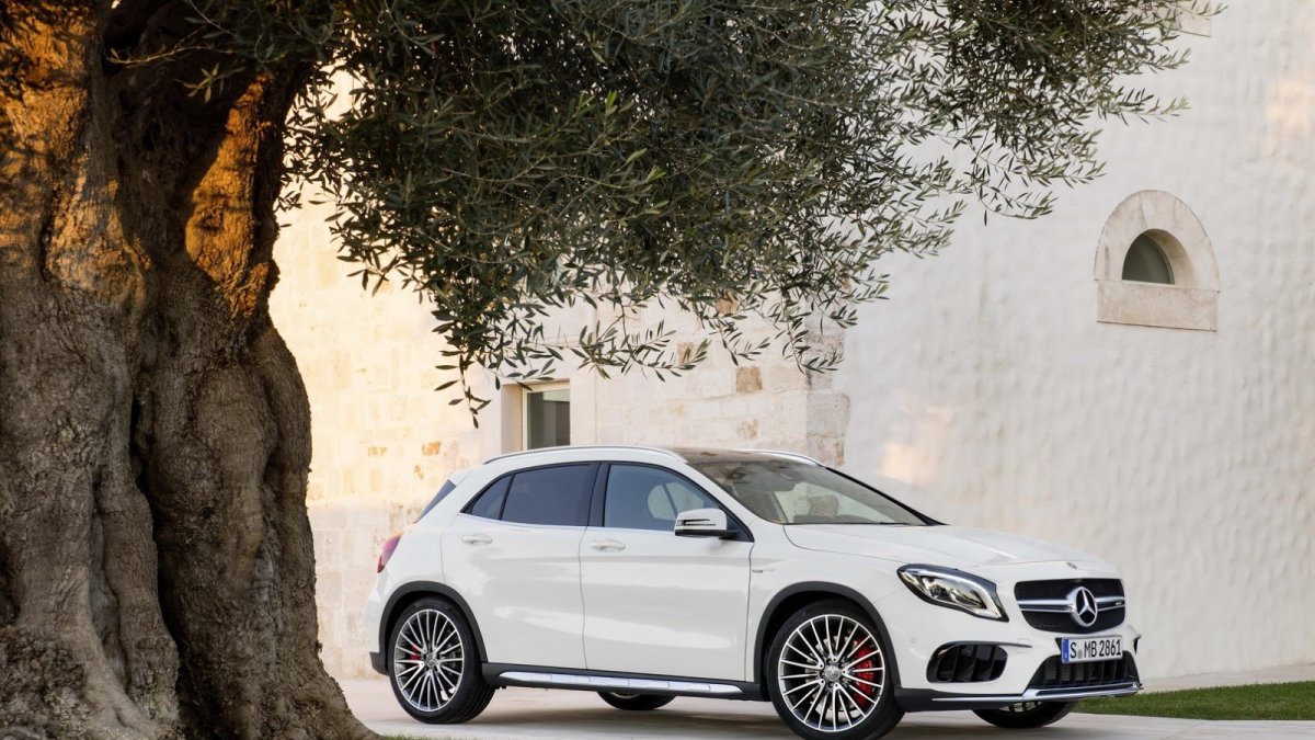 Mercedes-AMG GLA 45