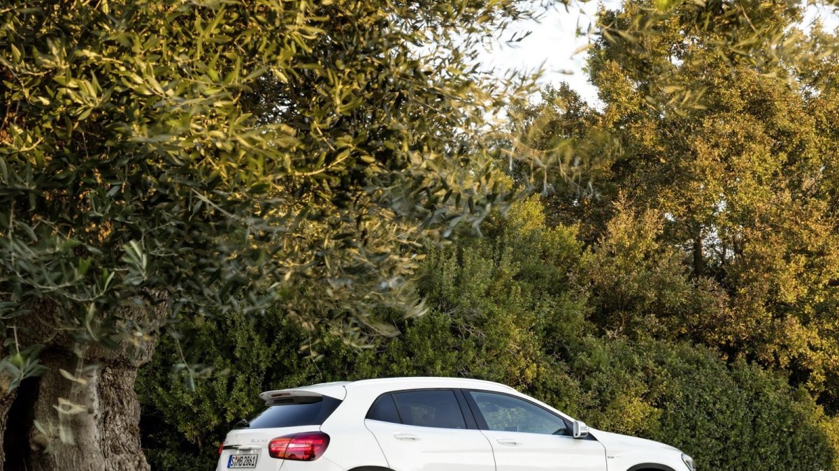 Mercedes-AMG GLA 45