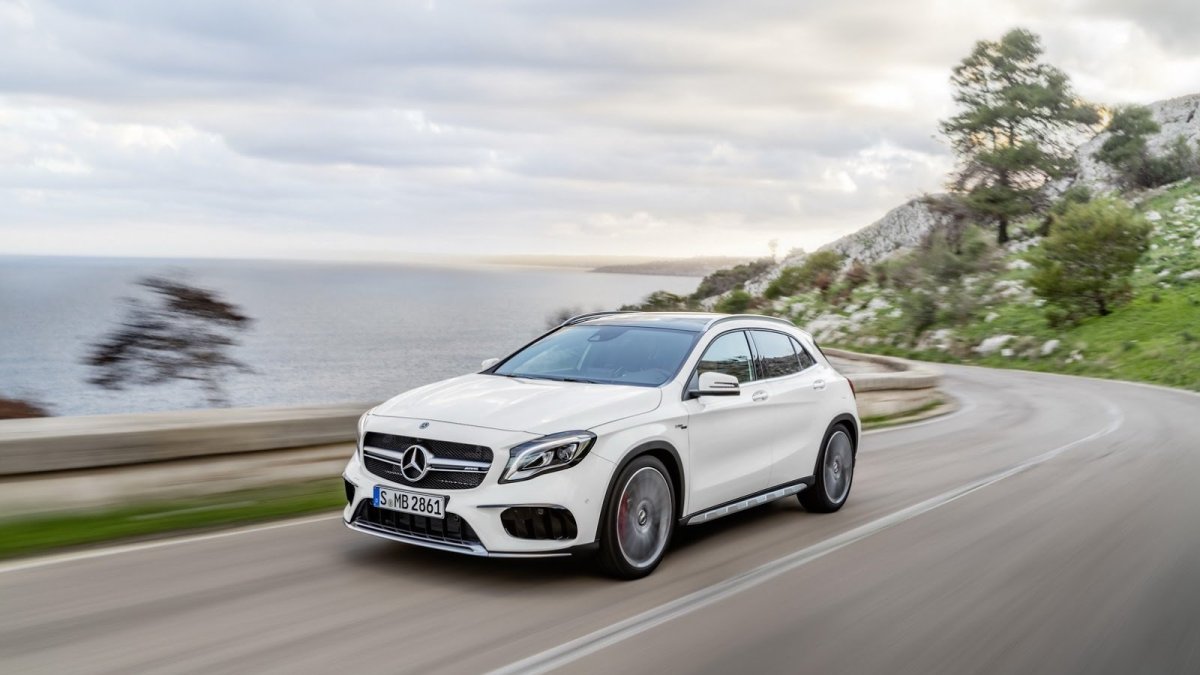 Mercedes-AMG GLA 45