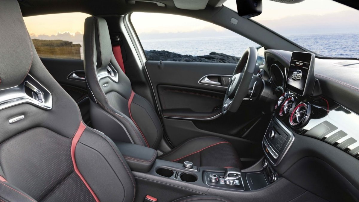 Mercedes-AMG GLA 45