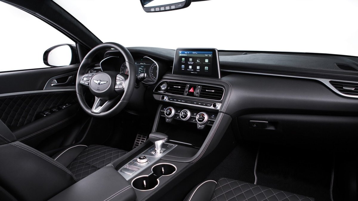 Genesis G70