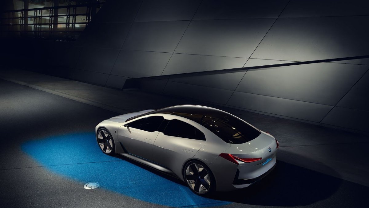 Koncept BMW i Vision Dynamics