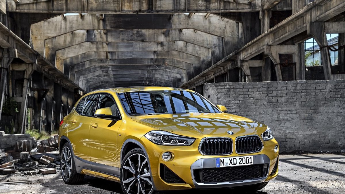 BMW X2