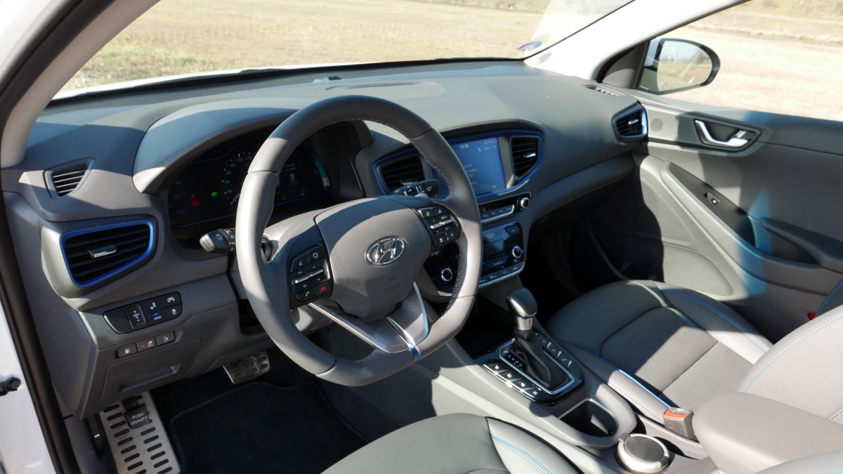 Hyundai Ioniq Plug-in