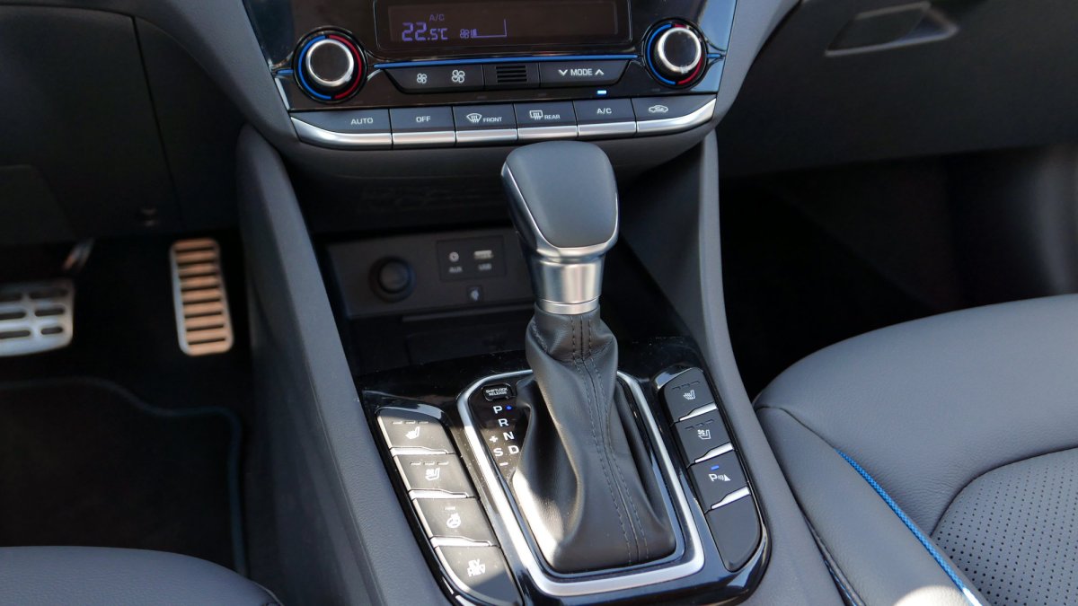 Hyundai Ioniq Plug-in