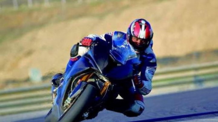 To tu ještě nebylo: BMW S1000RR