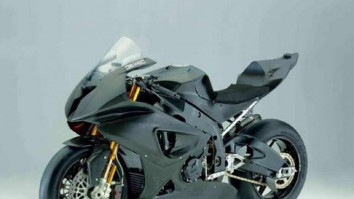 To tu ještě nebylo: BMW S1000RR