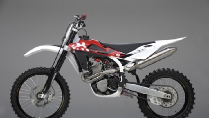 Předpremiéra Husquarny na rok 2009