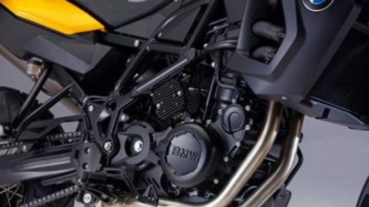 BMW posílil nižší enduro o F800GS