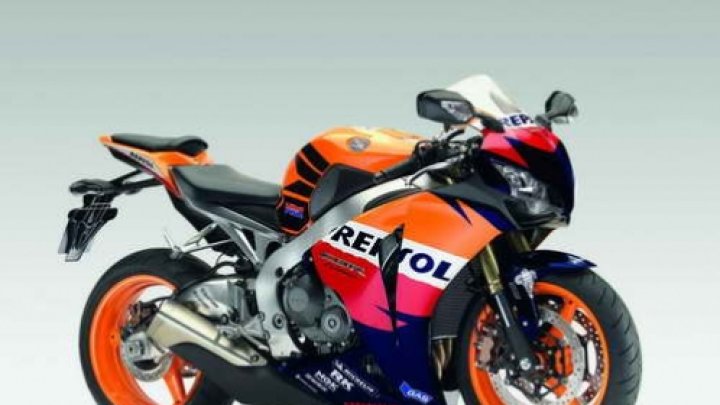 HONDA CBR1000RR Fireblade E-ABS (2009)