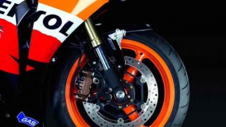 HONDA CBR1000RR Fireblade E-ABS (2009)