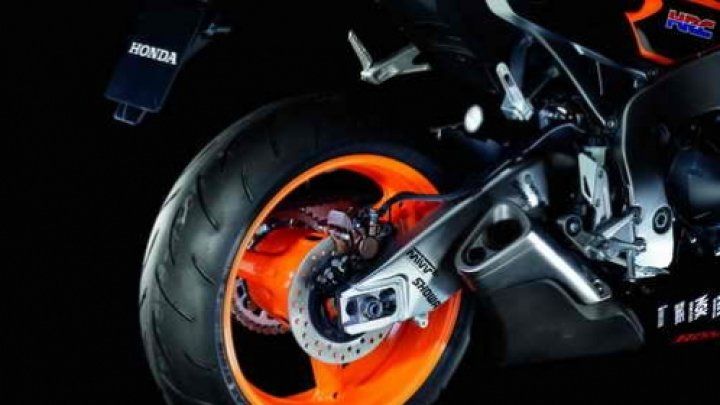 HONDA CBR1000RR Fireblade E-ABS (2009)