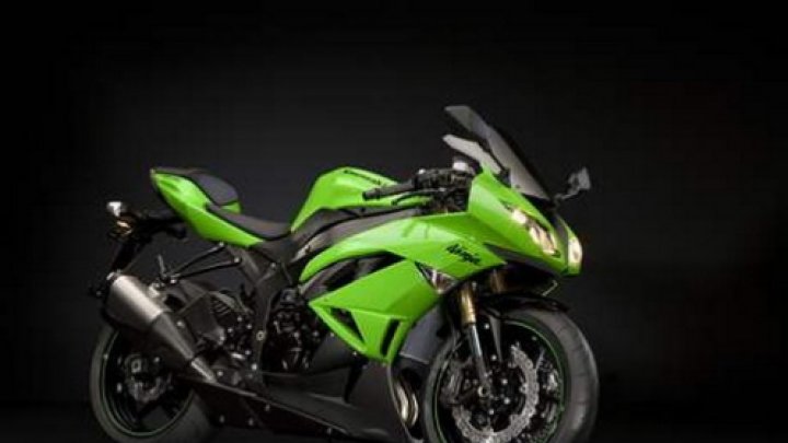 Kawasaki ZX-6R s novým kabátem