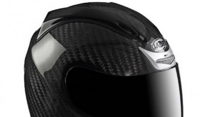 Výrobce motocyklových helem LAZER 