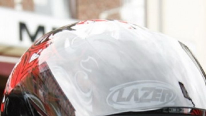 Výrobce motocyklových helem LAZER 