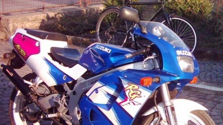Vosička Suzuki RG 125T