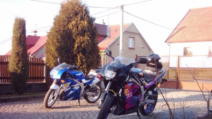 Vosička Suzuki RG 125T
