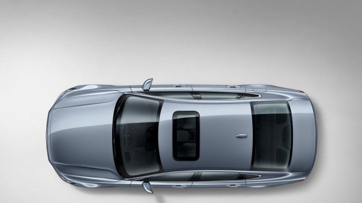 Volvo S90 T6