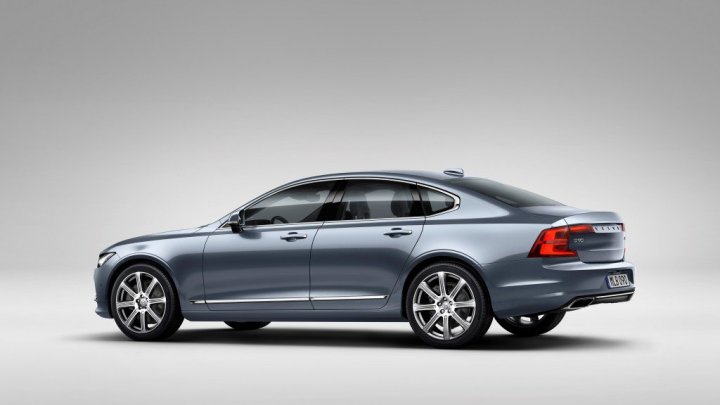 Volvo S90 T6