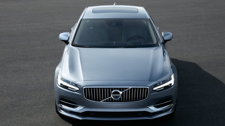Volvo S90 T6