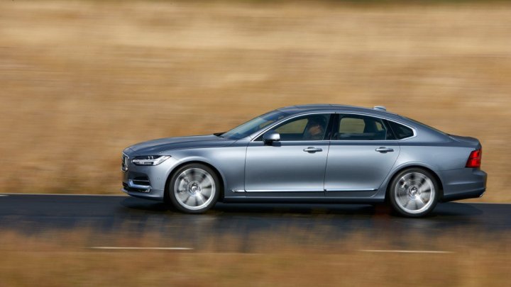 Volvo S90 T6