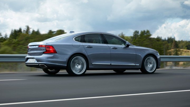 Volvo S90 T6
