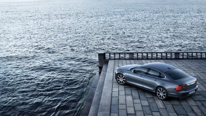 Volvo S90 T6