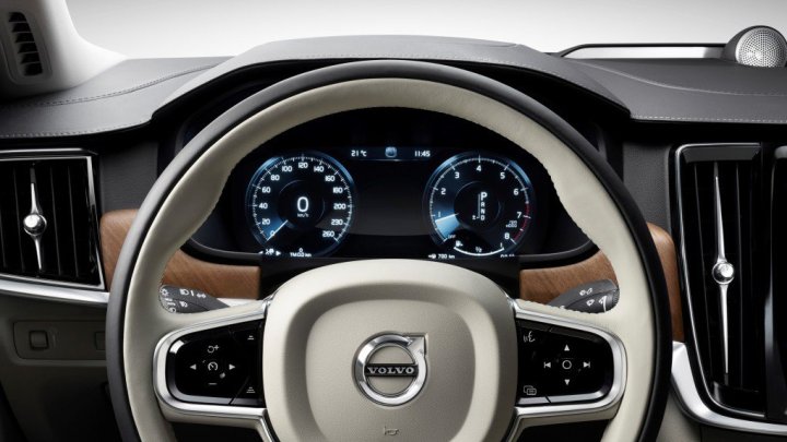 Volvo S90 T6