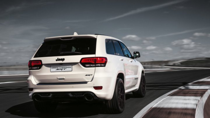 Jeep Grand Cherokee SRT Night
