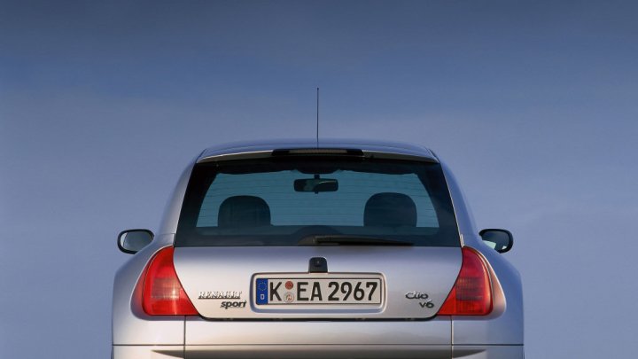 Renault Clio Sport V6