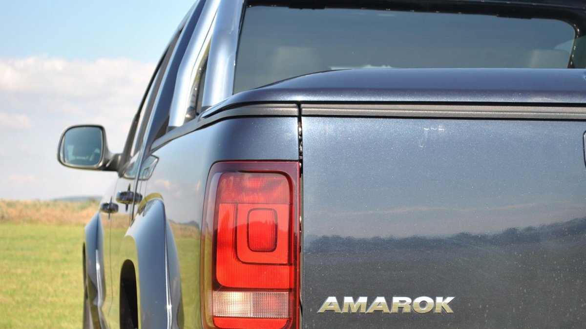Volkswagen Amarok 2.0 BiTDI Ultimate (2015)