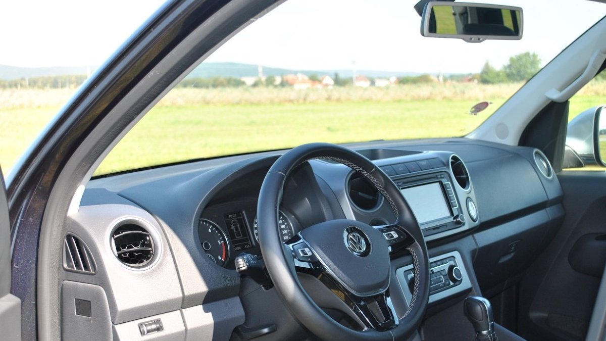 Volkswagen Amarok 2.0 BiTDI Ultimate (2015)