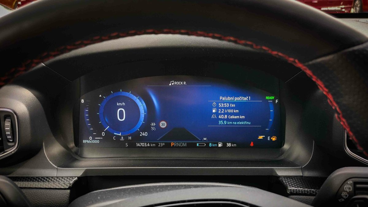 Ford Explorer ST-line