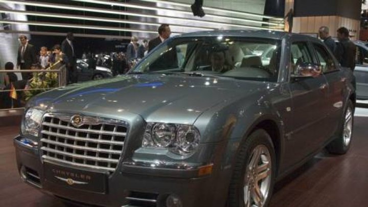 300C