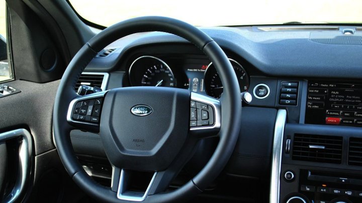 Land Rover Discovery Sport HSE