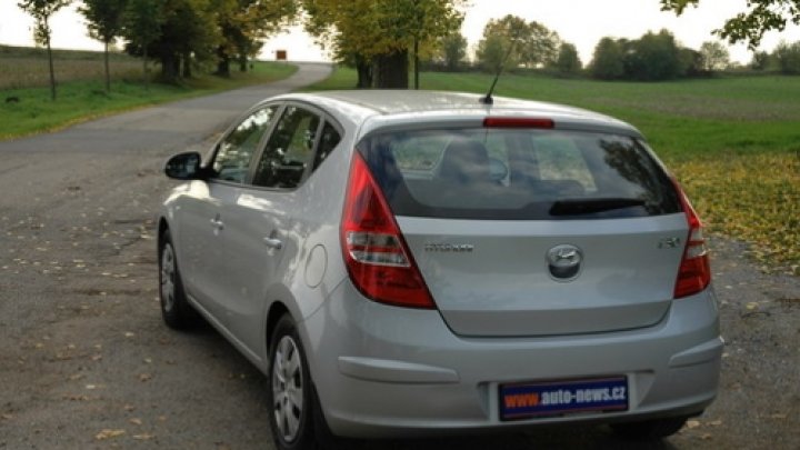 i30