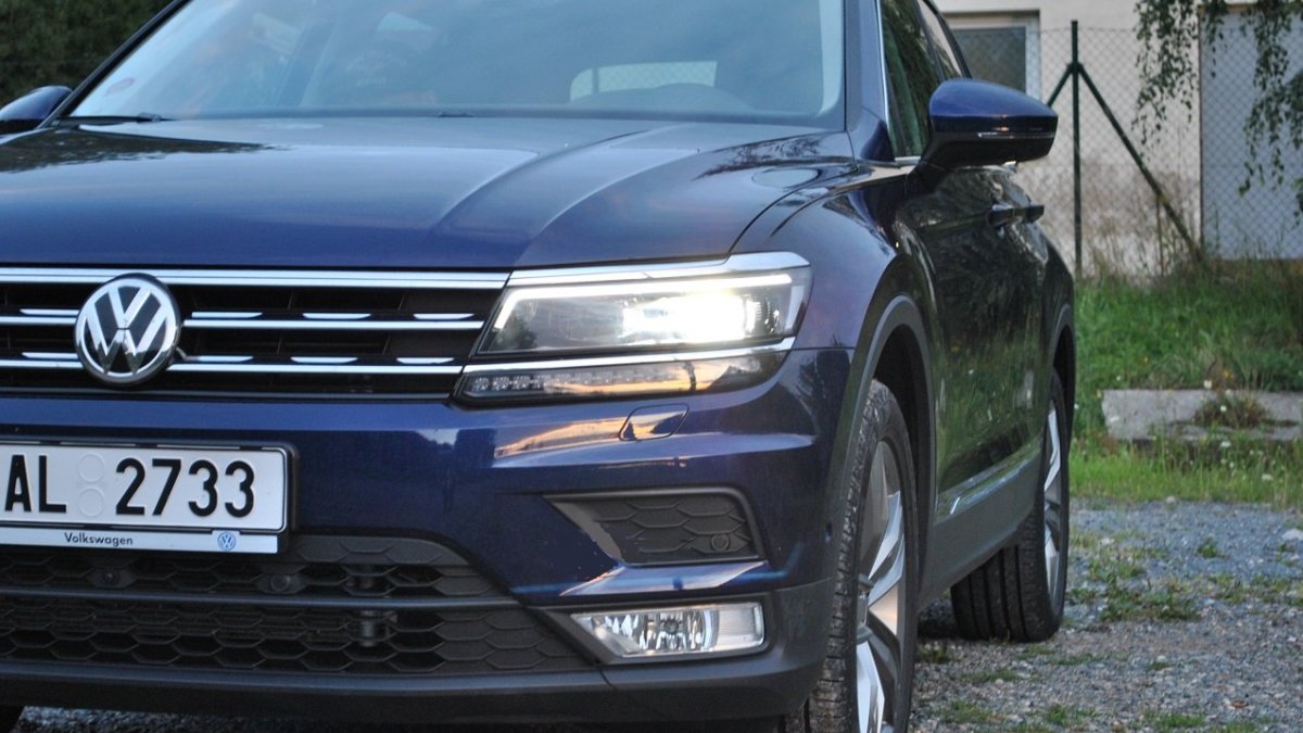 Volkswagen Tiguan 2.0 TSI DSG (2016)
