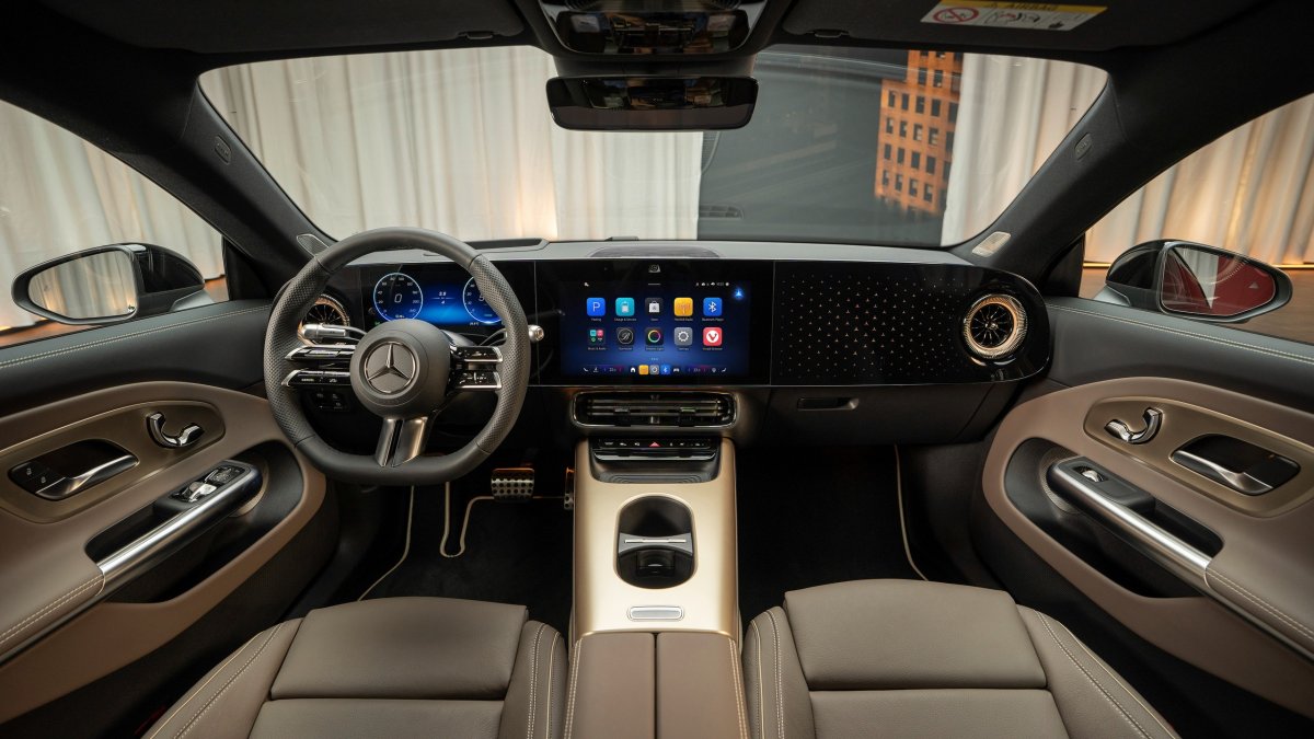 Mercedes-Benz CLA (2026)