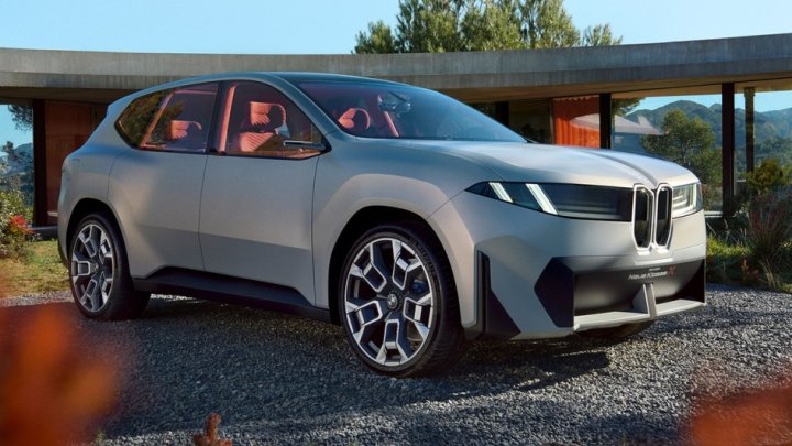Produkční verze Neue Klasse X má být uvedena na trh v roce 2025. Má disponovat s dojezdem vyšším než 600 km.