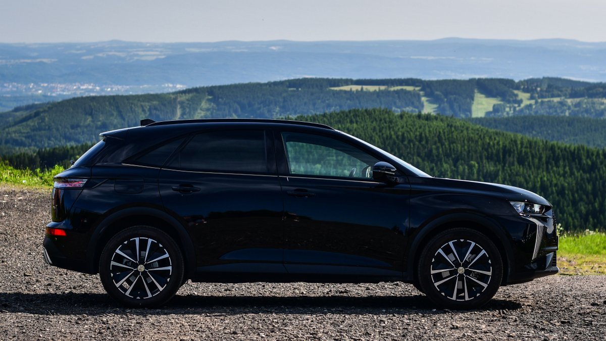 DS 7 PHEV 300 AWD Edition France